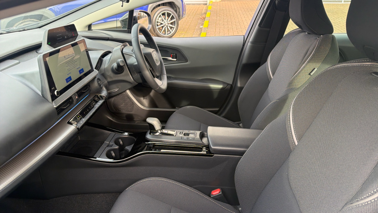 Toyota Prius 2.0 PHEV Design 5dr CVT Hatchback